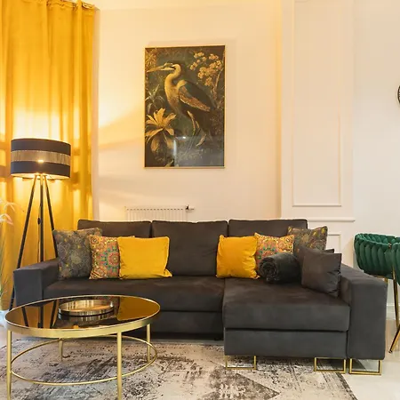 Hanza Tower - Golden Heaven شتشيتسين