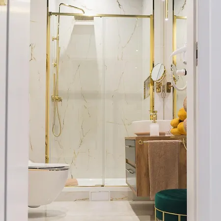 Апартаменты Hanza Tower - Golden Heaven