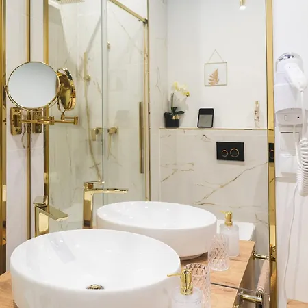 Апартаменты Hanza Tower - Golden Heaven *