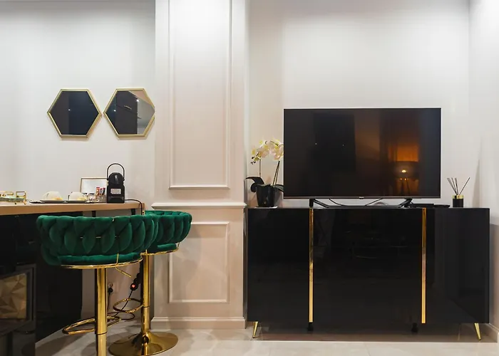 Hanza Tower - Golden Heaven شقة