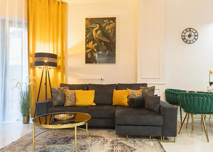 Hanza Tower - Golden Heaven شتشيتسين