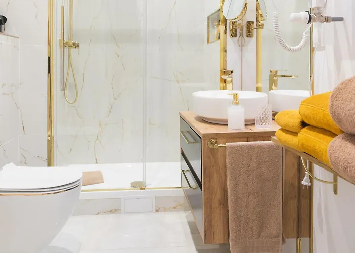 Hanza Tower - Golden Heaven شقة *